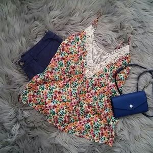 ❌SOLD❌ Forever 21 floral tank top